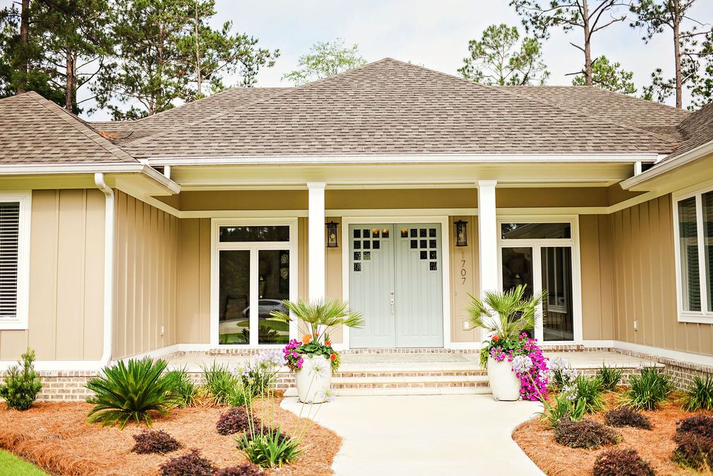 Floridian Links home exterior